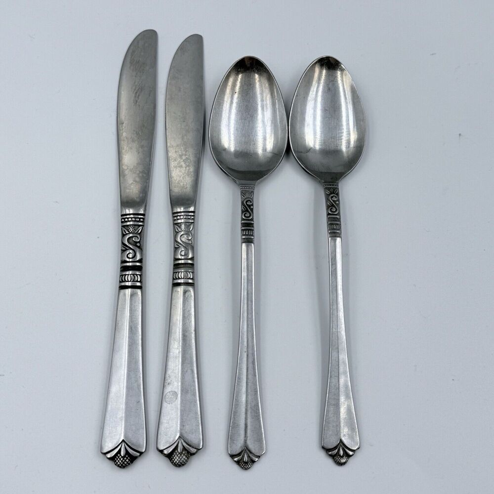 4 QTY Orleans Silver ORL31 Stainless Korea Knife Oval Soup Spoon Scroll Fan MCM